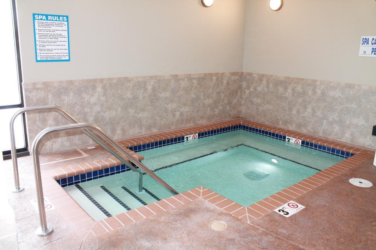 Brookstone Lodge & Suites - Emmetsburg מראה חיצוני תמונה